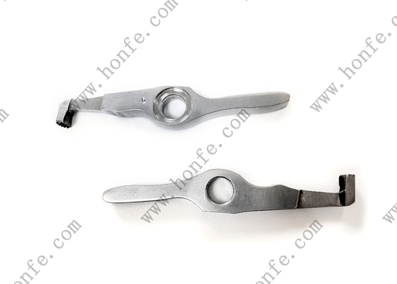 Kẹp trên có lỗ vát 911319364 D1 1.5*3 Kim cương Khía Sulzer Loom Phụ tùng